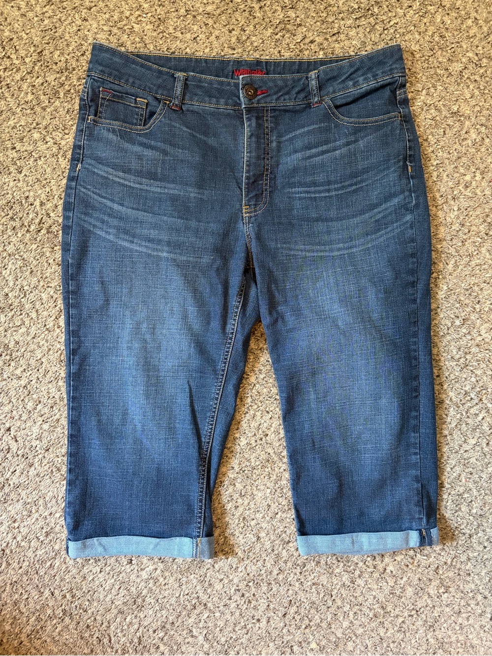 Women’s size 16 Wrangler Bermuda Shorts